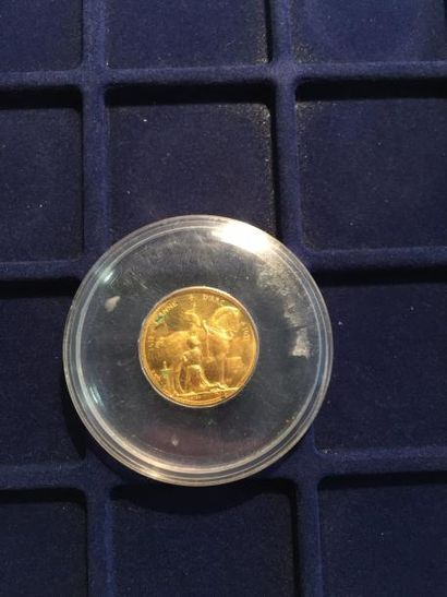 null Médaille commémorative en or - Jeanne D'arc - 1981

TB à TTB

Poids : 6.45 g...