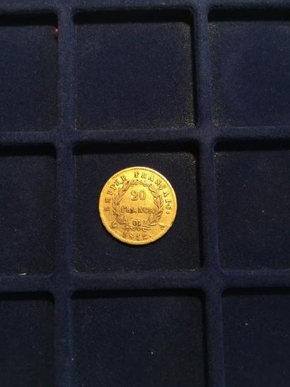 null 1 pièce en or de 20 francs Napoléon Empereur "tête laurée" (1812A)
TB
Poids...