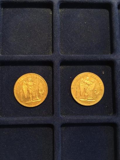 null 2 pièces en or de 20 francs Genie, IIe République (1848A x 1 ; 1849A x 1)
TB
Poids...
