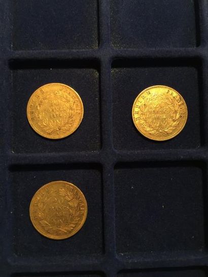 null 3 pièces en or de 20 francs Napoléon III "tête nue" (1854A x 3)
TB
Poids : 19.3...