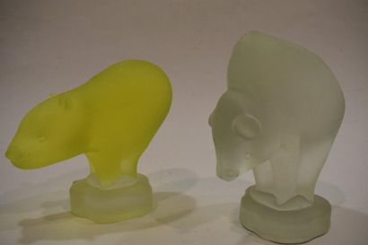 null Lot de deux figurines en verres représentant un hippopotame et un buffle stylisés....