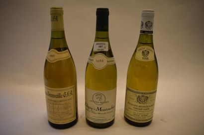 null Ensemble de 6 bouteilles 				

1 bouteille MEURSAULT Louis Jadot 1989	

2 bouteilles...