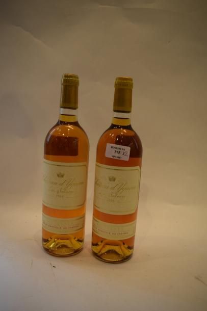null 2 bouteilles CH. D'YQUEM, 1° cru Supérieur Sauternes 1995	


