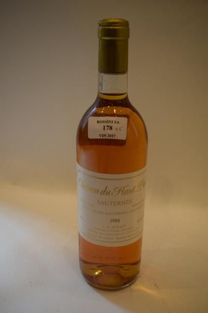 null Ensemble de 6 bouteilles 				

5 bouteilles CH. HAUT PICK,Sauternes 1988	

1...