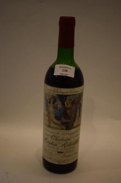 null 1 bouteille CH. MOUTON-ROTHSCHILD, 1° cru Pauillac 1973 (es, elt, B) 	

