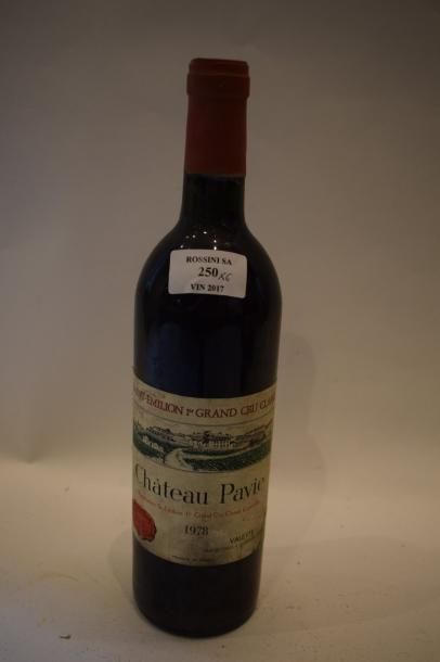 null 6 bouteilles CH. PAVIE, 1° Grand cru St-Emilion 1978 (es; 2 J; 1 B) 	

