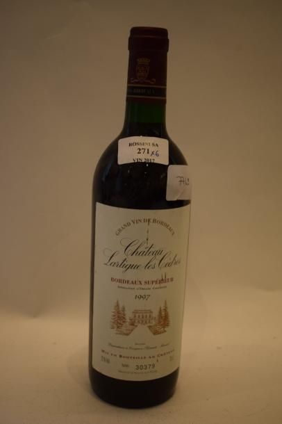 null 6 bouteilles CH. LARTIGUE DES CEDRES, Bordeaux Supérieur 1997	

