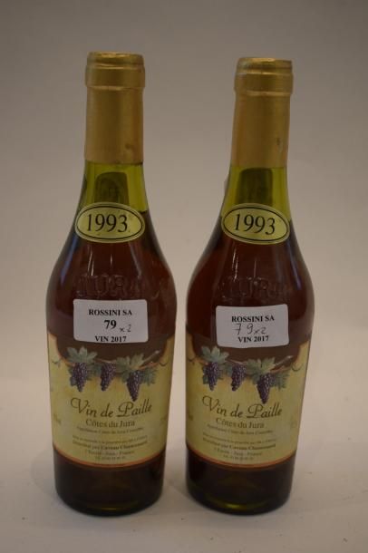 null 2 demi-bouteilles VIN DE PAILLE Caveau Chassenard 1993	

