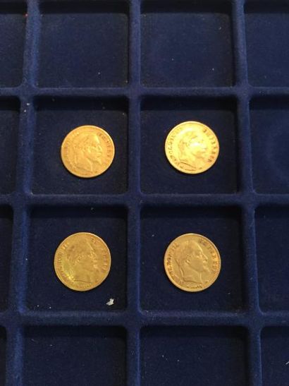 null 4 pièces en or de 10 francs Napoléon III "tête laurée" (1862 A x 1 ; 1864 A...