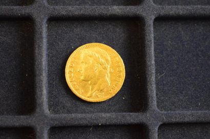 null 1 pièce en or de 20 francs Napélon Empereur "tête laurée" (1810 A)

TB à TTB...