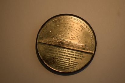 null [ Médaille ] [ Exposition universelle - World's fair ] 

Médaille en métal argenté...
