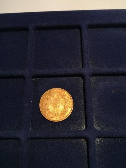 null 1 pièce en or de 20 francs Napoleon III "tête nue" (1855 BB)

TB

Poids : 6.45...