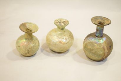 null Trois vases en verre, Ier siècle après J.C, lacrimoirs.