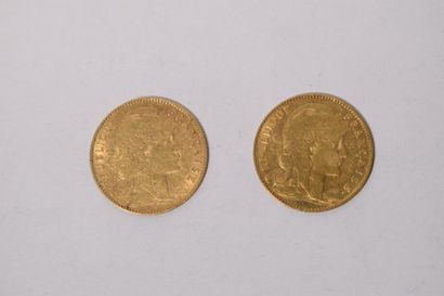 null 2 pièces en or de 10 francs Marianne (1901 et 1906).

TB.

Poids : 6.4 g.