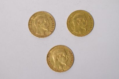null 3 pièces en or de 20 francs Napoléon III "tête nue" (1855 A ; 1857 A x 2).

TB...