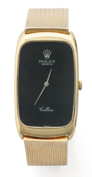 ROLEX Cellini vers 1970 Modèle homme tonneau allongé, en or jaune 18K (750/1000e)....