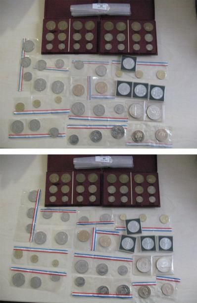 NOUVELLES HEBRIDES 100 francs, 1966 (x 2). - 10, 20 francs, 1967 (x 2). - 1, 2, 5...