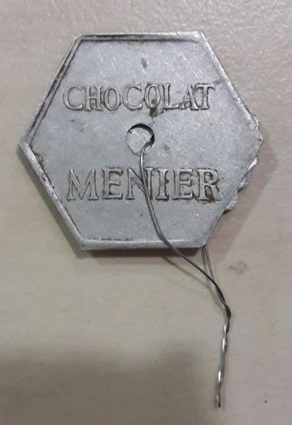 null CHOCOLAT MENIER. Ensemble de trois monnaies de nécessité en aluminium : 

5...