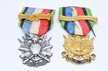 null [ Médaille ] [ Vétérans ]

Ensemble de deux médailles :

Médaille des Vétérans...
