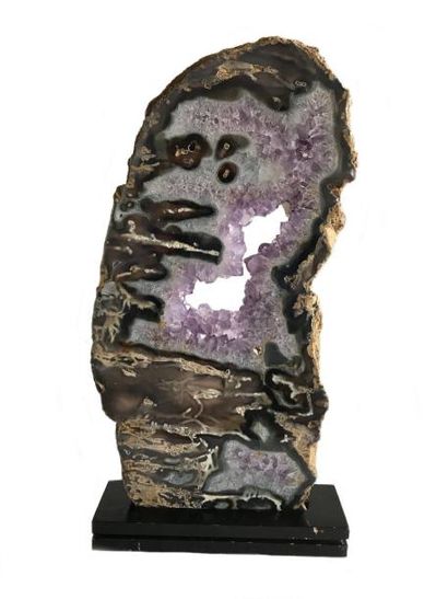 null AMETHYSTE : belle plaque polie sur les deux faces, soclée (35 x 18 cm), de Rio...