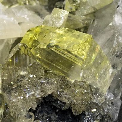 null ANGLESITE, Touissit, Prov. l'Oriental, Maroc : magnifiques cristaux gemmes d'anglésite,...