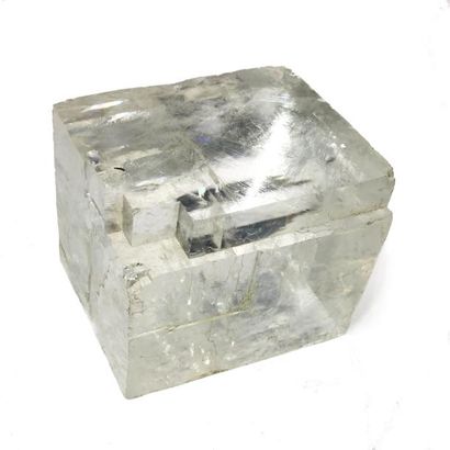 null Deux jolis mineraux : SPATH d'Icelande (7,5 x 6 x 5 cm) ; SIDERITE et quartz...