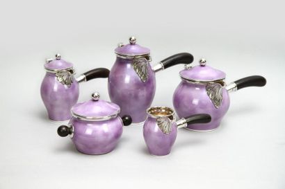 null Service à thé et café en métal argenté laqué violet, de forme balustre, composé...