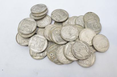 null [ FRANCE ] [ Pièce argent ]

46 pièces 10 francs Turin argent (1932)- TB à TTB

Av/

Profil...