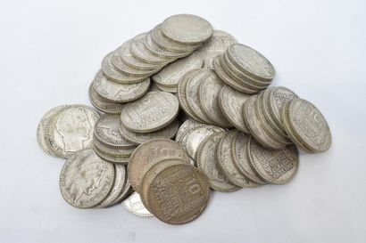 null [ FRANCE ] [ Pièce argent ]

56 pièces 10 francs Turin argent (56 x 1933)- TB...