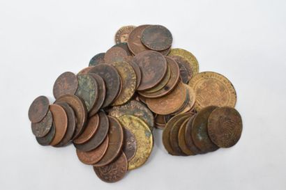 null Lot de monnaies en cuivre divisionnaires. 

Principalement XIXe siècle. 