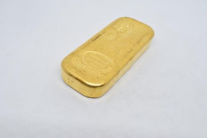null Un lingot d'or numéroté 270265

Poids brut (env) : 1 kg 005



Frais en sus...