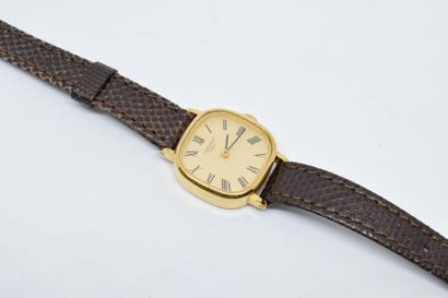 null LONGINES montre bracelet de dame en or jaune 18k (750) (têtes d'aigle), cadran...