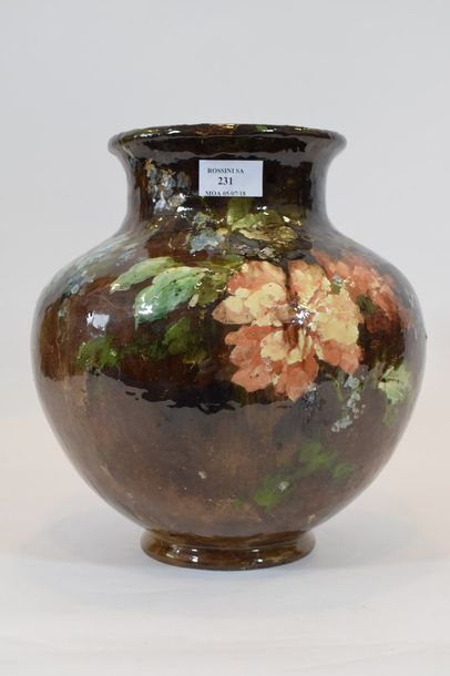 null Limoges, Haviland, fin du XIXème siècle.

Vase boule à large col en barbotine...
