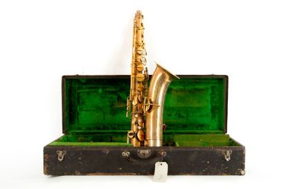 null Saxophone baryton The Buescher Elkhart, Low Pitch 130597. 1923. True ton. 