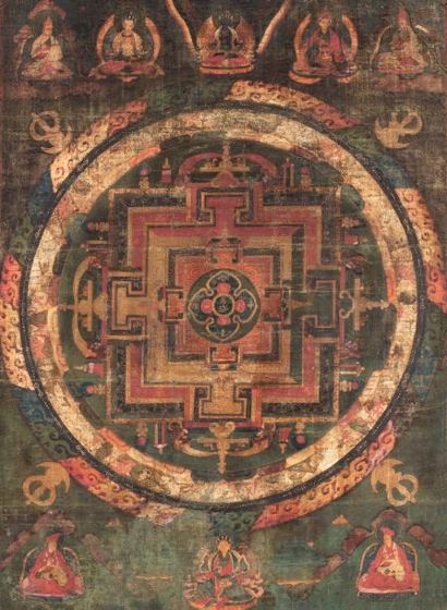 null PETIT THANGKA EN POLYCHROMIE ET REHAUTS DORÉS SUR TOILE

Représentant un Mandala...