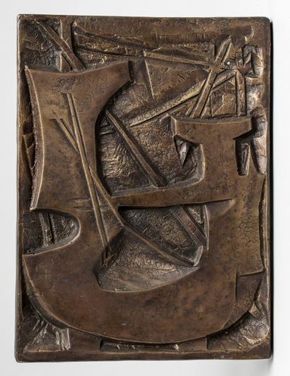 null LIBERAKI Aglaé, 1923-2015

Navire

plaque en bas-relief en bronze à patine médaille...
