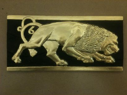 null Bas relief en bronze figurant le signe zodiacal du lion 