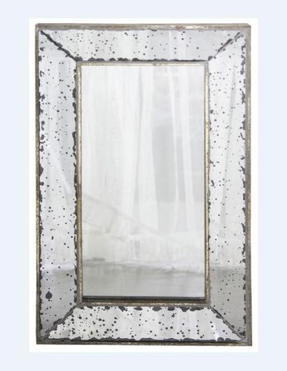 null Miroir 

51 x 31 cm 
