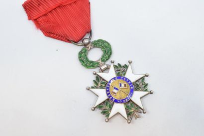 null [ Médaille ] [ Légion d'honneur ]

IIIe République, étoile de chevalier, en...