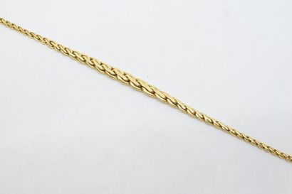 null Débris d'or jaune 18k (750). 

Poids : 6,48 g.