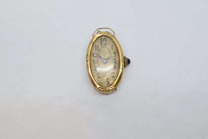 null Boîtier de montre ovale en or jaune 18k (750), cadran à fond losangé et guilloché,...