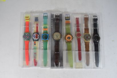 null 8 montres Swatch dans leur boîtes d'origine.