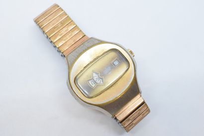 null Montre bracelet d'homme en métal doré (usure) élastique, cadran ovale à guichets...