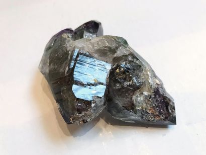 null Rare groupe quartz améthysé et maclé de Brandberg, Namibie (10 cm). Pièce a...