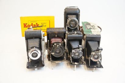 null Ensemble de cinq appareils à soufflet Kodak :

- Appareil Pocket Kodak N°1 Mod...