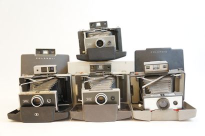 null Ensemble de six Polaroid non testés : Polaroid Automatic 220, Polaroid Automatic...