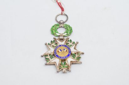 null Médaille de commandeur de la Légion d'honneur 

Au recto : RÉPUBLIQUE FRANÇAISE...