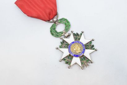 null [ Médaille ] [ Légion d'honneur ]

IIIe République, étoile de chevalier, en...