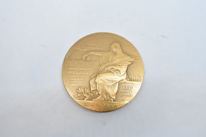 null Médaille en bronze. Edition : Treasury * Bureau of the mint (USA).

Avers :...