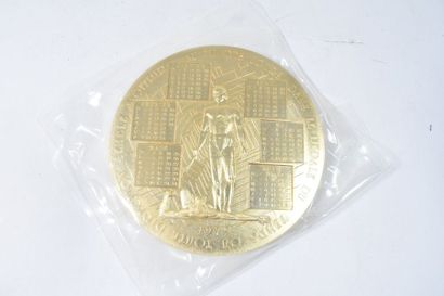 null Médaille de voeux en bronze florentin d'après Levet. Edition La Monnaie de Paris.

Avers...